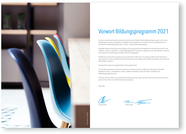 Doppelseite innen des Weiterbildungsprogramm der Barmenia